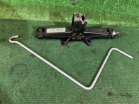 Jack Высокий SUBARU FORESTER OEM 97030FC111 SG5 2007