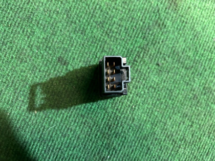 Hazard warning switch Красная SUBARU FORESTER OEM 83037SA000 SG5 2007 EJ205 AT