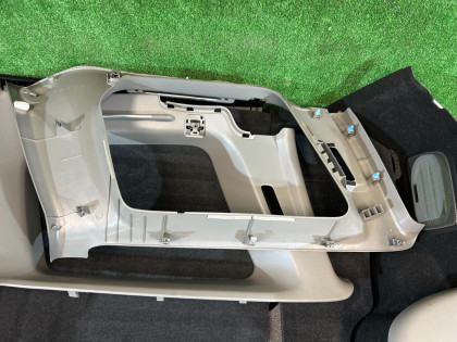 Revestimento da bagageira SUBARU FORESTER OEM 94027SA060JA 94027SA050JA 94015SA040ND 94015SA050ND SG5 2007 BLACK 32J