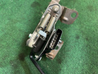 แป้นคันเร่ง SUBARU FORESTER OEM 36010SA001 SG5 2007 BLACK 32J