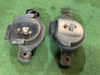 ยางแท่นเครื่อง 41022SA010 41022AE011 SUBARU FORESTER
