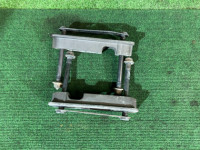 สเปเซอร์หน้า 20511AE001 SUBARU FORESTER