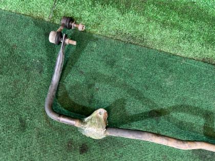 Barra estabilizadora trasera 17.3мм SUBARU FORESTER OEM 20451SA000 SG5 2007 EJ205 AT