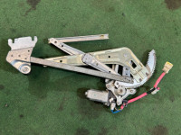 Elevalunas delantero derecho SUBARU FORESTER OEM 61222SA001 SG5 2007