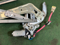 Elevalunas delantero derecho SUBARU FORESTER OEM 61222SA001 SG5 2007