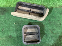 车身通风阀 SUBARU FORESTER OEM 72651AE000 72651AE010 SG5 2007 BLACK 32J