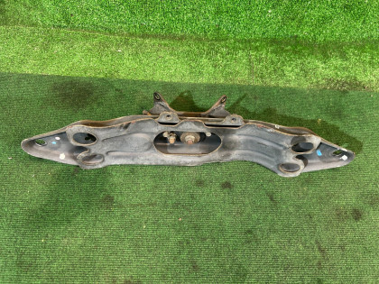 คานรองเกียร์ SUBARU LANCASTER OEM 41022AE120 41011AE000 BH9 2001 EJ254 AT