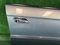 Дверь передняя правая SUBARU LANCASTER OEM 60009AE040 BH9 2001 GREEN 1U7