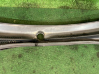แผงคาวล์ใต้กระจกหน้า SUBARU LANCASTER OEM 91411AE000 BH9 2001