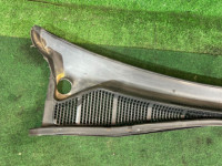 แผงคาวล์ใต้กระจกหน้า SUBARU LANCASTER OEM 91411AE000 BH9 2001
