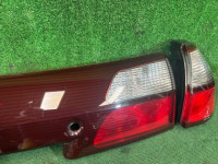 尾灯套装 SUBARU LANCASTER OEM 84201AE320 84201AE330 84251AE060 BH9 2001
