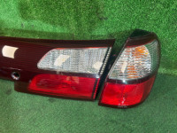 尾灯套装 SUBARU LANCASTER OEM 84201AE320 84201AE330 84251AE060 BH9 2001