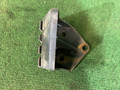 ขายึดกันชนหลังซ้าย 57707AE070 SUBARU LANCASTER