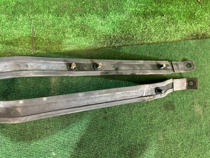 フューエルタンクバンド SUBARU LANCASTER OEM 42017AE010 42017AE000 BH9 2001 EJ254 AT