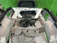 Revestimento da bagageira SUBARU LANCASTER OEM 94015AE020OB 94015AE030OB 94047AE020NS 94047AE030NS BH9 2001 GREEN 1U7