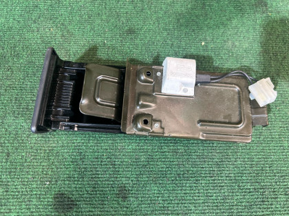 ที่เขี่ยบุหรี่ SUBARU LANCASTER OEM 66160AE000 BH9 2001 GREEN 1U7