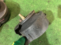 Подушки двигателя SUBARU LANCASTER OEM 41022AE021 41022AE031 BH9 2001 EJ254 AT