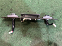 มือเปิดฝาท้าย 62150AA211 SUBARU LANCASTER