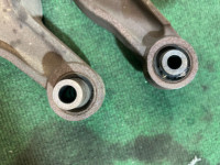リアアーム SUBARU LANCASTER OEM 20250AE010 20250AE000 20250AE020 20250AE040 BH9 2001 EJ254 AT