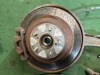 Ступицы задние SUBARU LANCASTER OEM 28474AE000 28462AE011 BH9 2001 EJ254 AT