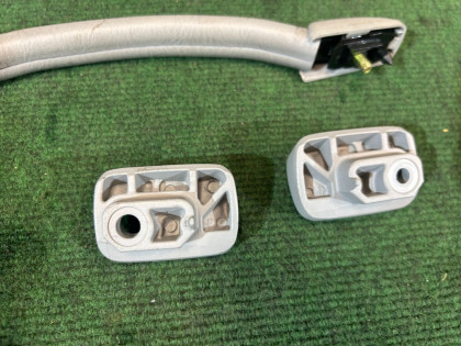 มือจับเพดาน SUBARU LANCASTER OEM 92041AE020OB 92041AE030OB 92043AE000OB 92045AE000OB 92045AE010OB BH9 2001 GREEN 1U7