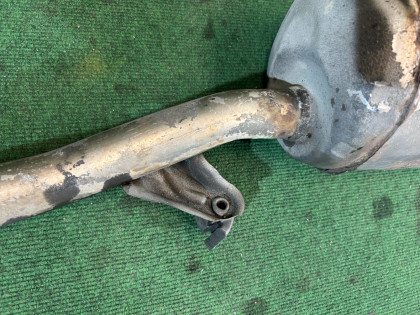 マフラー本体 TOYOTA PRIUS OEM 17430-37300 ZVW30 2012 2ZRFXE AT