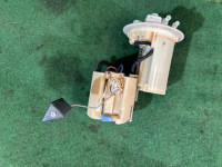 Bomba de combustible целые трубки TOYOTA PRIUS OEM 77020-47070 ZVW30 2012 2ZRFXE AT