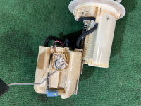 Bomba de combustible целые трубки TOYOTA PRIUS OEM 77020-47070 ZVW30 2012 2ZRFXE AT