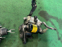 Brake master cylinder TOYOTA PRIUS OEM 47050-47160 47070-47060 ZVW30 2012 2ZRFXE AT