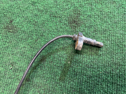 เซ็นเซอร์ ABS หน้าซ้าย TOYOTA PRIUS OEM 8954347030 ZVW30 2012 2ZRFXE AT