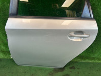 ประตูหลังซ้าย цвет 1F7 TOYOTA PRIUS OEM 67004-47080 ZVW30 2012 1F7 SILVER