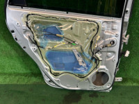 ประตูหลังซ้าย цвет 1F7 TOYOTA PRIUS OEM 67004-47080 ZVW30 2012 1F7 SILVER