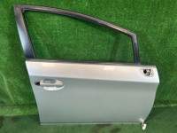 右前门 цвет 1F7 TOYOTA PRIUS OEM 67001-47070 ZVW30 2012 1F7 SILVER