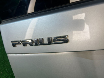 Porta da bagageira цвет 1F7 TOYOTA PRIUS OEM 67005-47181 ZVW30 2012 1F7 SILVER