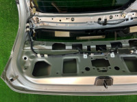 Porta da bagageira цвет 1F7 TOYOTA PRIUS OEM 67005-47181 ZVW30 2012 1F7 SILVER