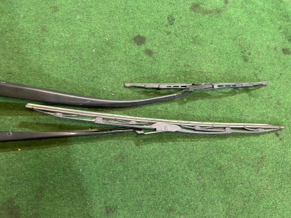 ใบปัดน้ำฝน TOYOTA PRIUS OEM 85221-47080 85211-47090 ZVW30 2012