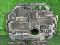エンジンアンダーカバー TOYOTA PRIUS OEM 5141012104 51410-12105 ZVW30 2012 1F7 SILVER