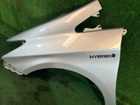 左フロントフェンダー цвет 1F7 TOYOTA PRIUS OEM 53802-47050 ZVW30 2012 1F7 SILVER