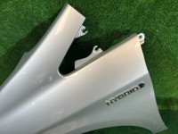 左フロントフェンダー цвет 1F7 TOYOTA PRIUS OEM 53802-47050 ZVW30 2012 1F7 SILVER