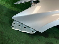 左フロントフェンダー цвет 1F7 TOYOTA PRIUS OEM 53802-47050 ZVW30 2012 1F7 SILVER