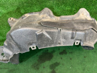 左フロントインナーフェンダー TOYOTA PRIUS OEM 53876-47030 ZVW30 2012 1F7 SILVER