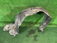 Pasarruedas delantero derecho TOYOTA PRIUS OEM 53875-47030 ZVW30 2012 1F7 SILVER