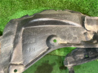 Pasarruedas delantero derecho TOYOTA PRIUS OEM 53875-47030 ZVW30 2012 1F7 SILVER