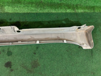 Embaladeira esquerda TOYOTA PRIUS OEM 75860-47010-B0 ZVW30 2012 1F7 SILVER