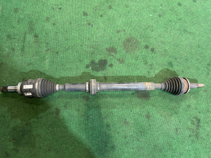 เพลาขับหน้า правый TOYOTA PRIUS OEM 43410-47030 ZVW30 2012 2ZRFXE AT