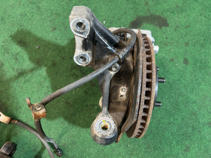 前轮毂 TOYOTA PRIUS OEM 43550-47011 43550-47011 43512-47040 ZVW30 2012 2ZRFXE AT