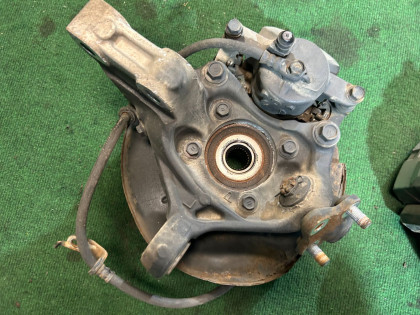 前轮毂 TOYOTA PRIUS OEM 43550-47011 43550-47011 43512-47040 ZVW30 2012 2ZRFXE AT