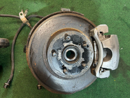 前轮毂 TOYOTA PRIUS OEM 43550-47011 43550-47011 43512-47040 ZVW30 2012 2ZRFXE AT