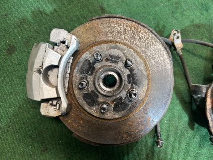 前轮毂 TOYOTA PRIUS OEM 43550-47011 43550-47011 43512-47040 ZVW30 2012 2ZRFXE AT
