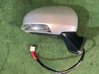 กระจกมองข้างขวา цвет 1F7 87910-47300 TOYOTA PRIUS